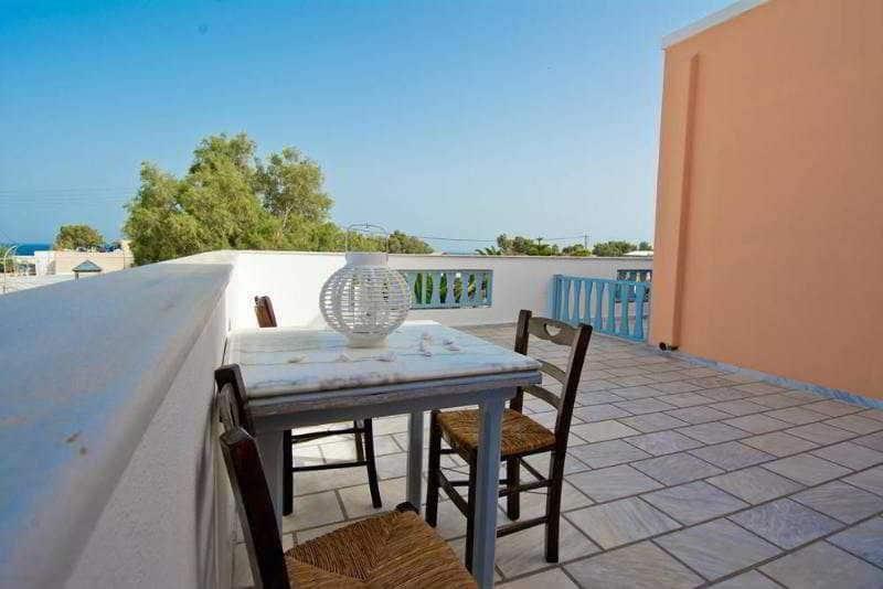 Jojo Beach Hotel & Bar Agios Georgios  Esterno foto